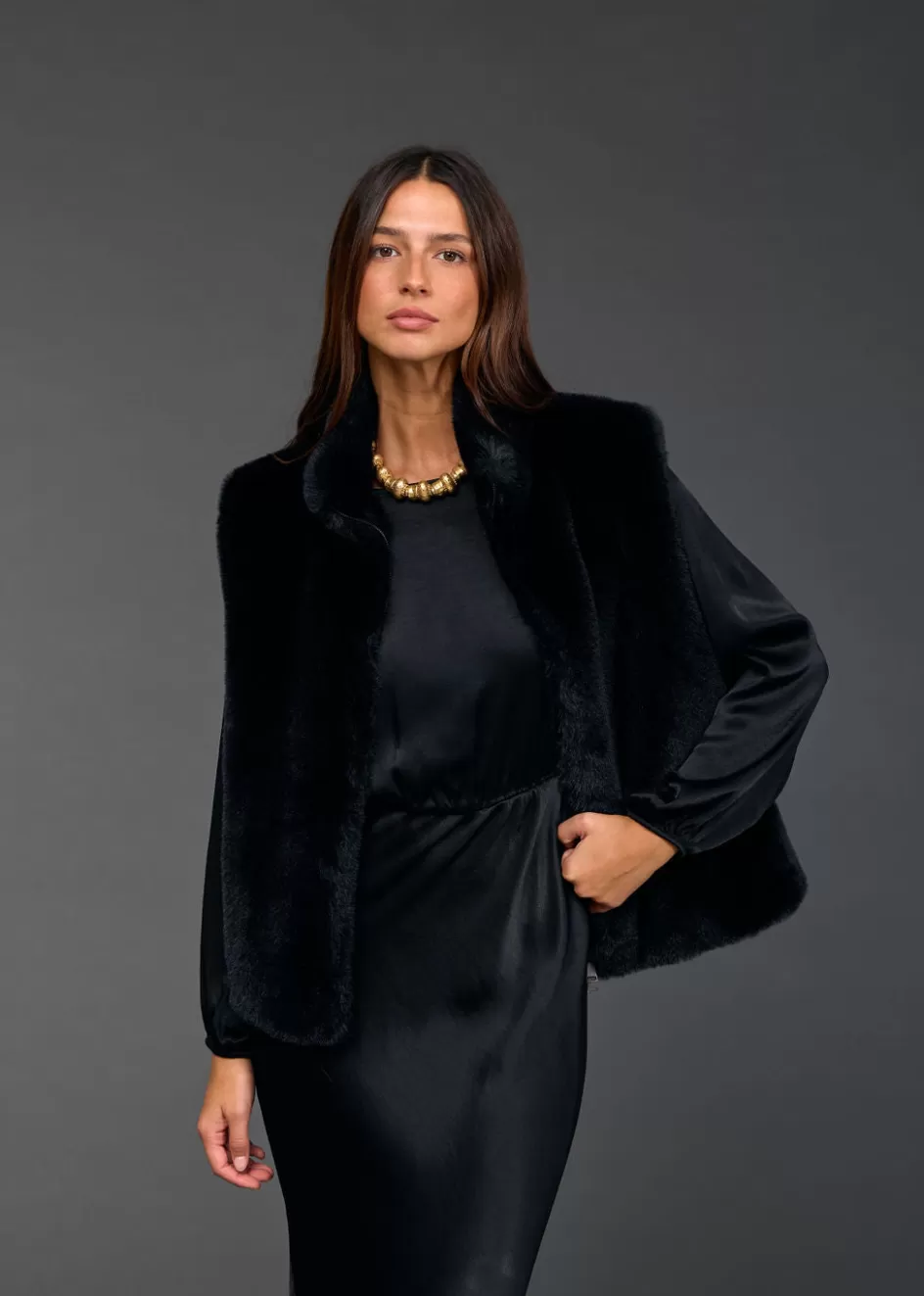 Lauren Vidal Vestes & Manteaux-GILET SANS MANCHES EN FAUSSE FOURRURE MOON Noir