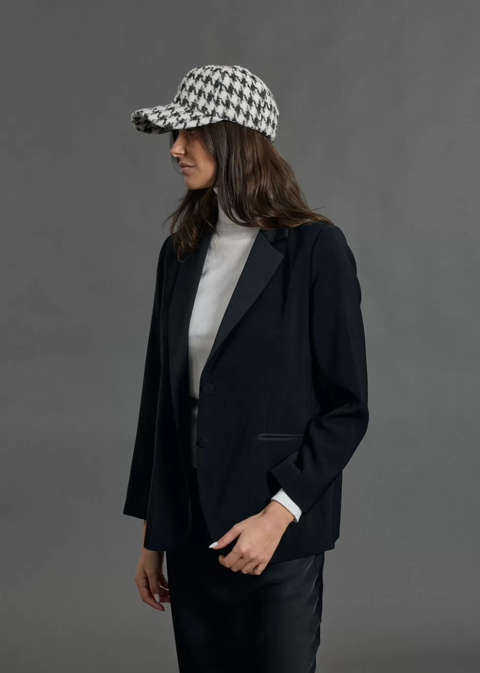 Lauren Vidal Vestes & Manteaux-VESTE AVEC COL ENVERS SATIN JULES Noir